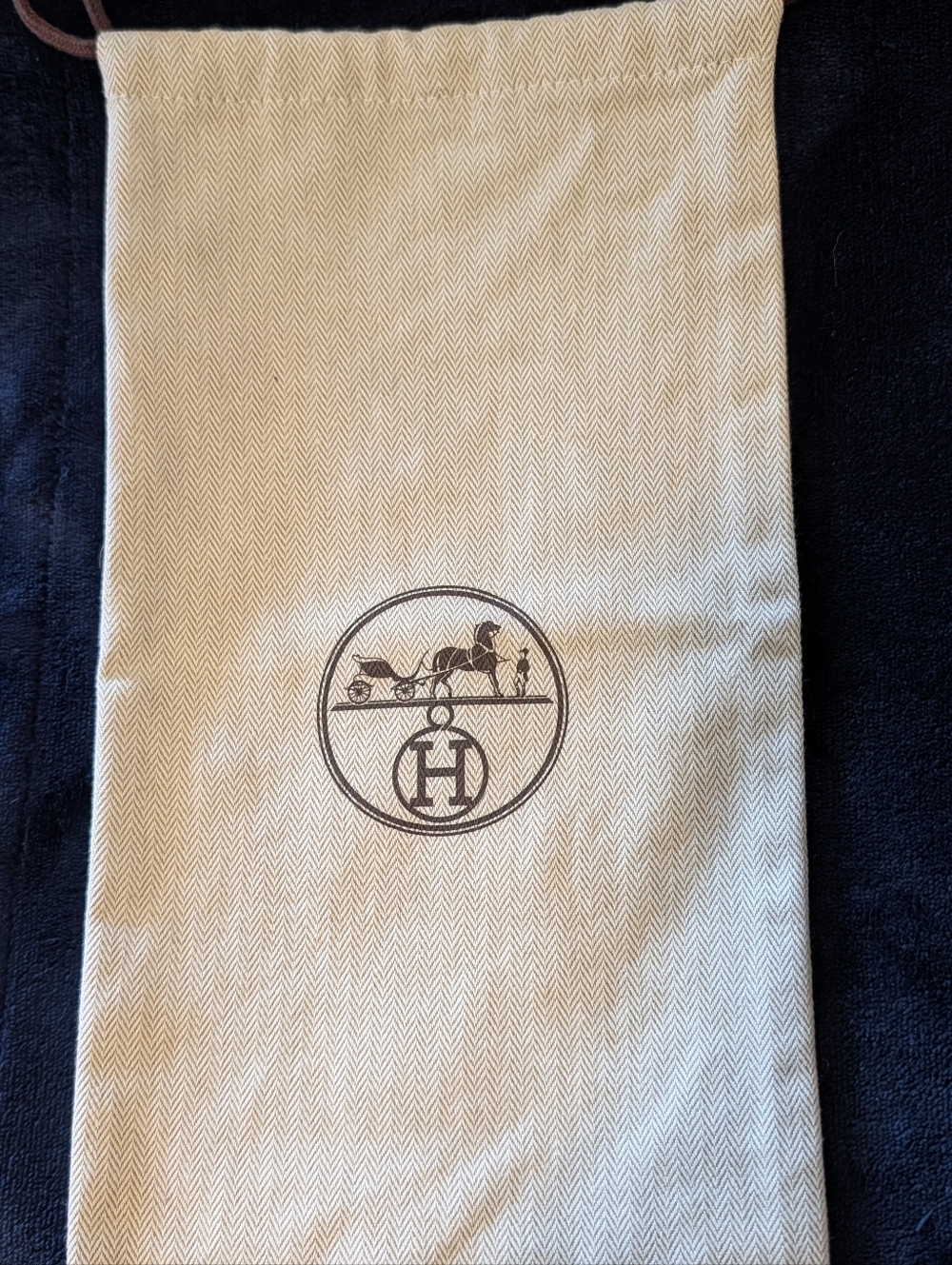 Hermès Beige Drawstring Dust Bag with Brown Carriage Logo